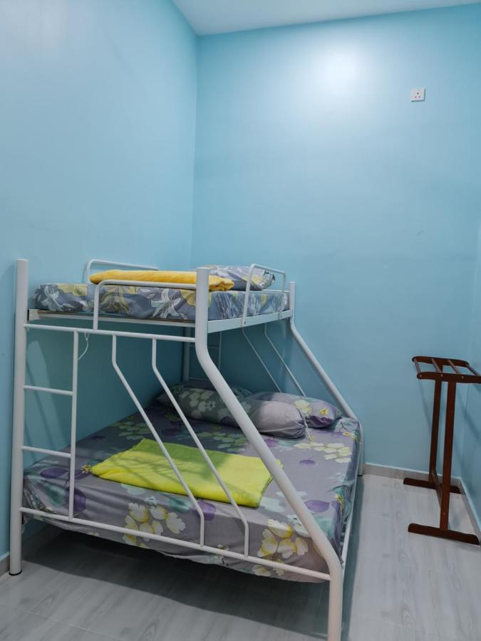 Munirah Homestay Dungun Exterior photo