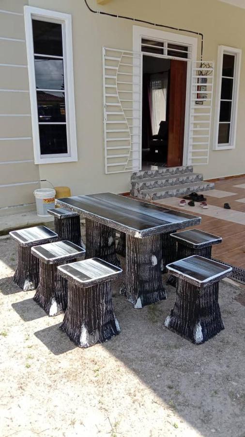 Munirah Homestay Dungun Exterior photo
