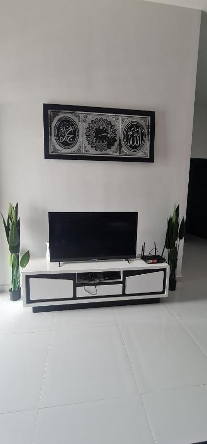 Munirah Homestay Dungun Exterior photo